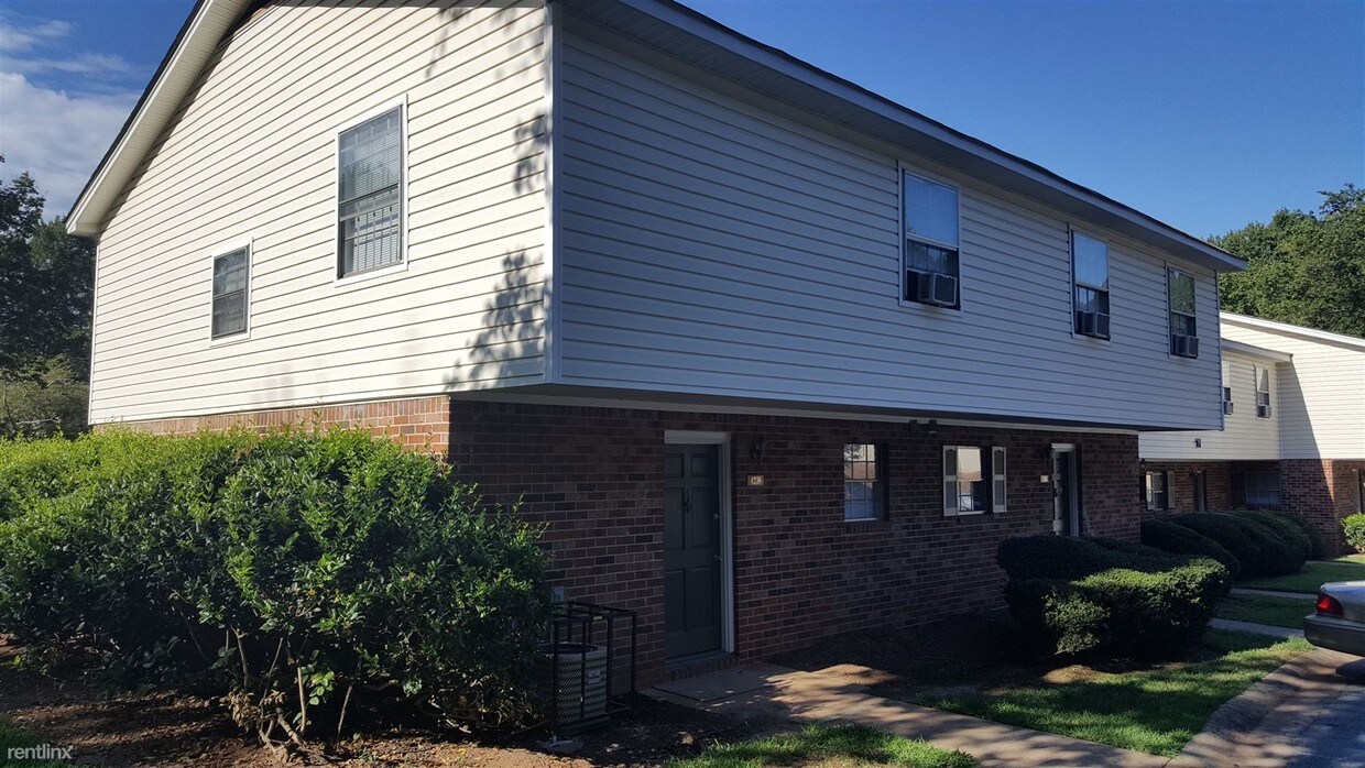 Building Photo - 3251 Commerce Dr