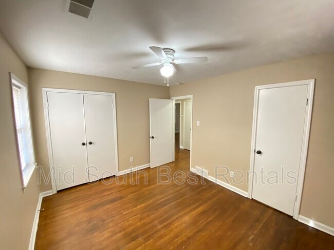 Building Photo - 4809 Holt Dr