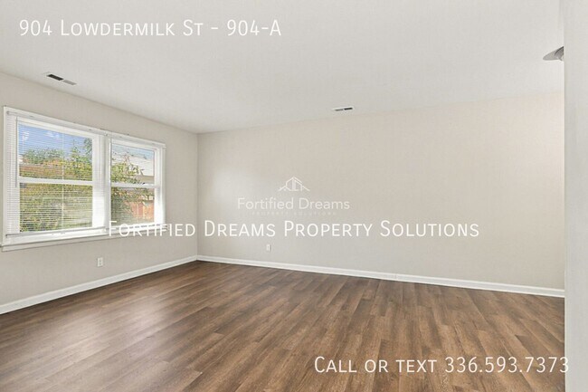 Foto del edificio - 904 Lowdermilk St