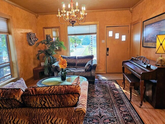 Foto del edificio - 744 N 2nd St
