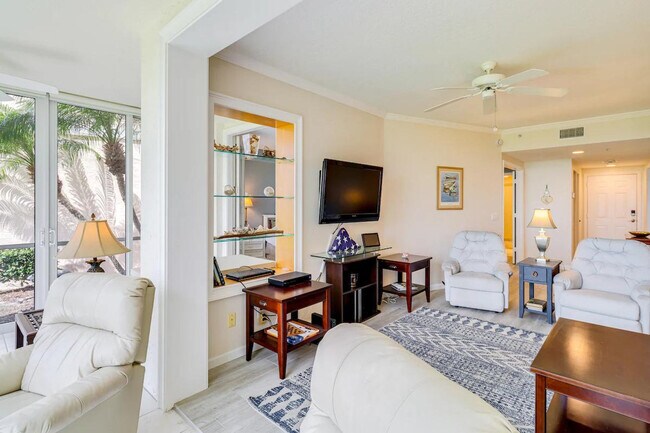 Foto del edificio - 5799 NE Island Cove Way