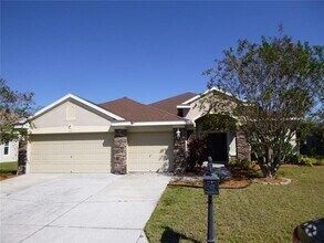 Building Photo - 2010 Tarragon Ln