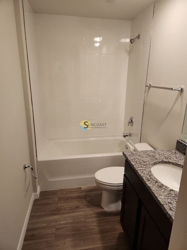 Foto del edificio - APPLY TODAY