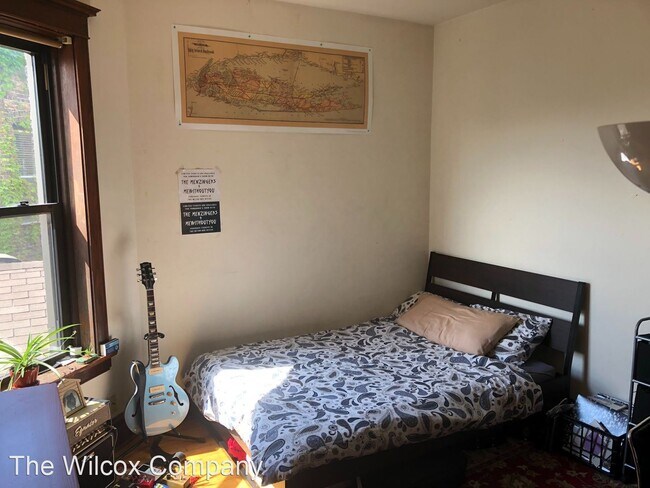 Foto del edificio - 3514-3516 N Bosworth Ave