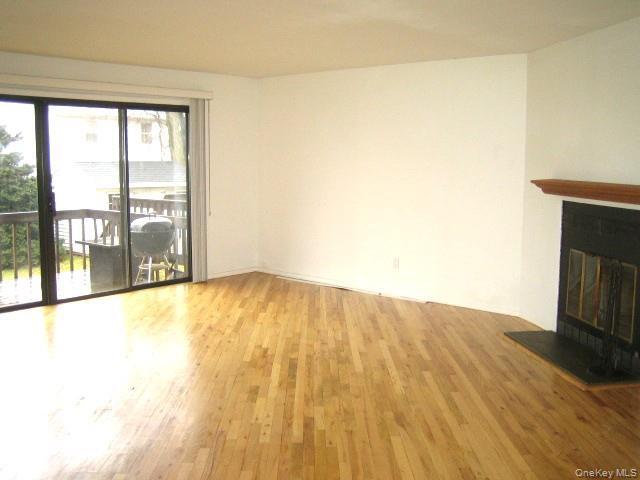 Foto del edificio - 70 Hickory Rd