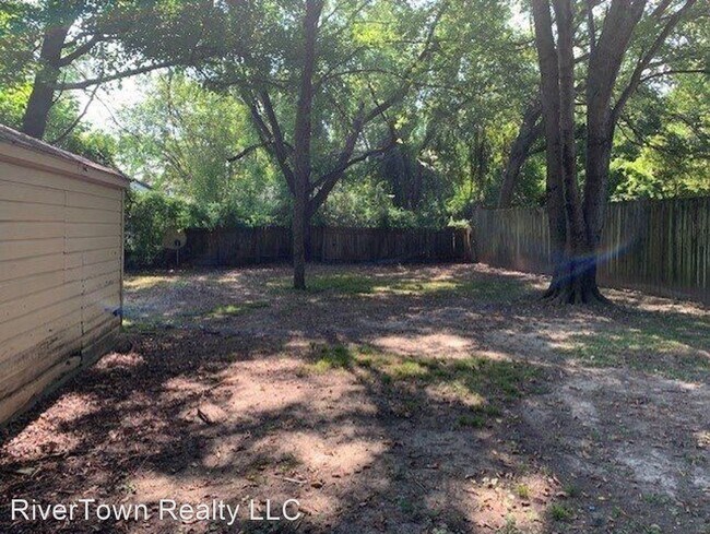 Building Photo - 2 br, 1 bath House - 2078 Brighton Road