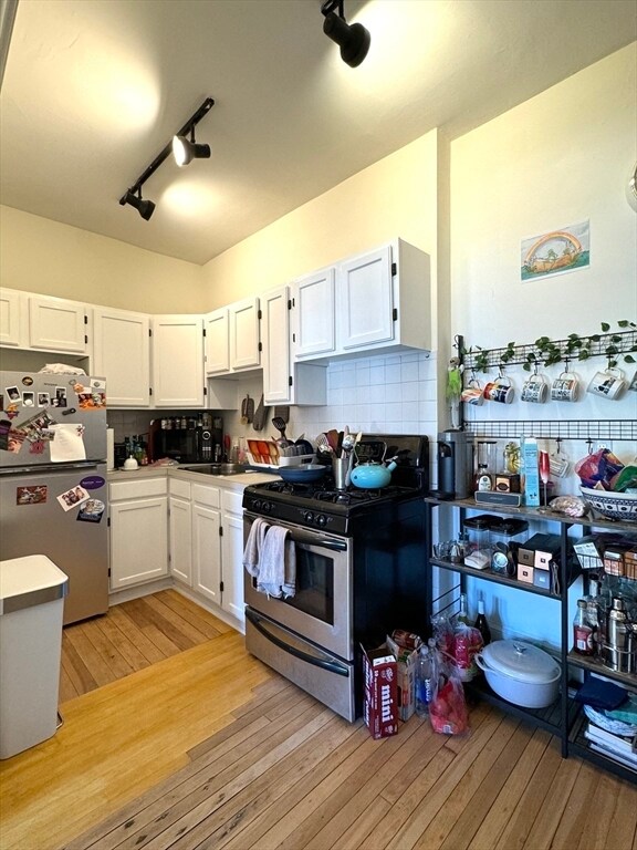 Primary Photo - 219 Harvard Ave