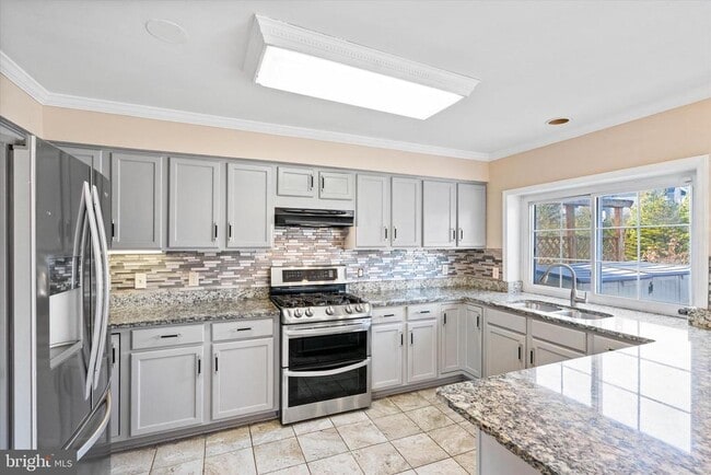 Building Photo - 16820 Jed Forest Ln