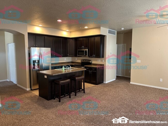 Building Photo - 3780 N Prairie Grass Dr