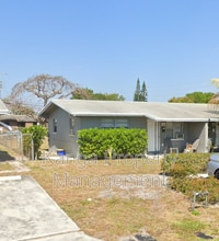 Building Photo - 134 NW 13th Ave
