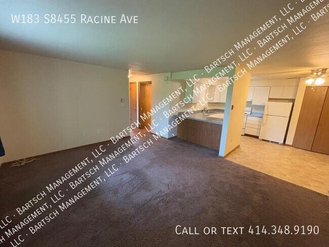 Foto del edificio - W183-S8455 Racine Ave