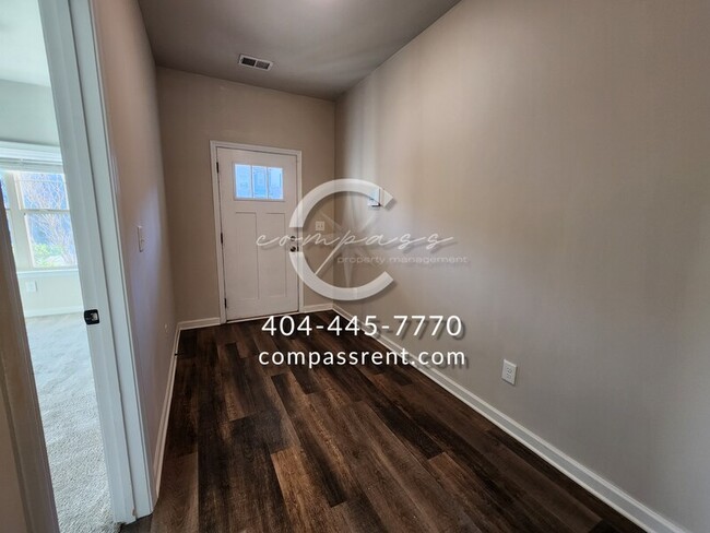 Foto del edificio - 2887 Bayrose Cir