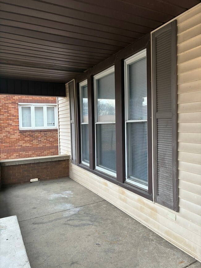 Porche delantero - 418 S 17th St