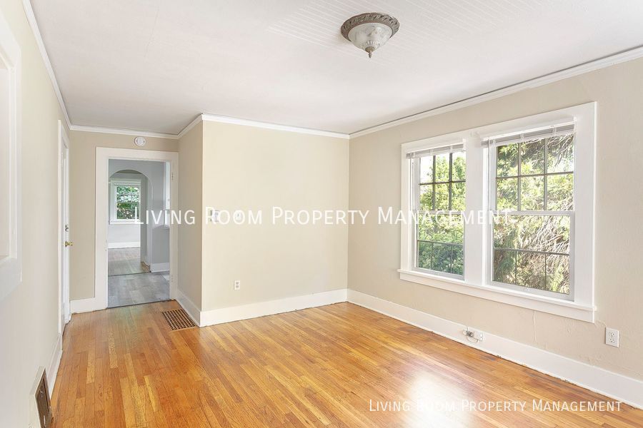 Foto principal - Charming, South Portland, Light-filled Apa...