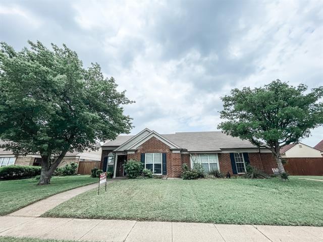 Building Photo - 2408 Country Hollow Ln