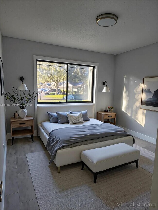 Foto del edificio - 447 Lakeview Dr