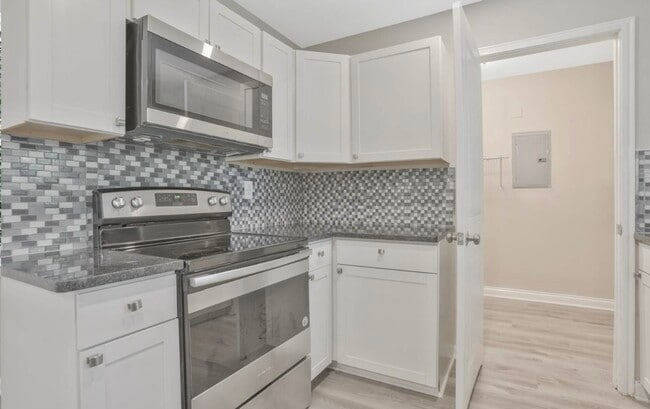 Building Photo - 3558 Troutdale Ct