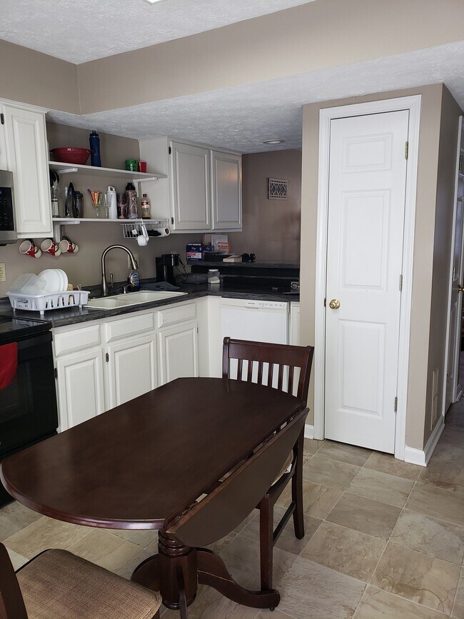 Foto del edificio - 606 E Sherwood Hills Dr