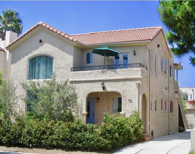 Front of Property daytime - 8251 W 4th St