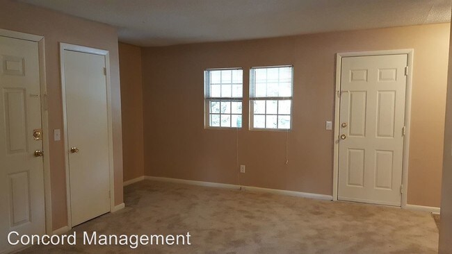 Foto del edificio - 3304 N Elm St