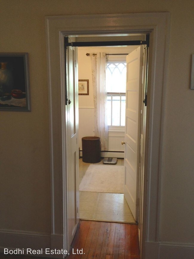 Foto del edificio - 894 Glenbrook Ave