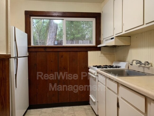 Foto del edificio - 4600 Rogue River Hwy
