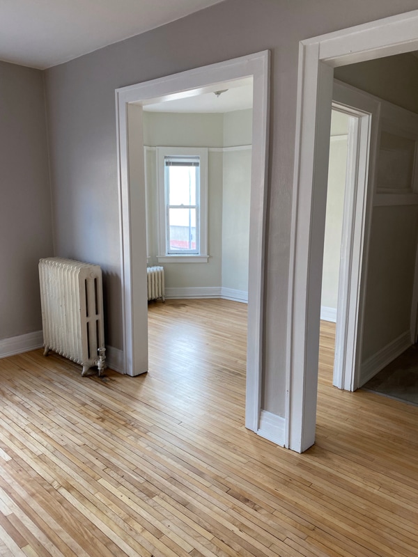 Foto del edificio - 117-129 N 2nd Ave E