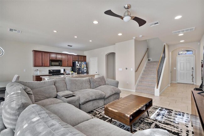 Foto del edificio - 417 Epiphany Ln