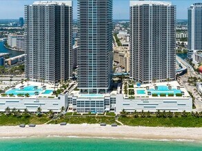 Building Photo - 1800 S Ocean Dr
