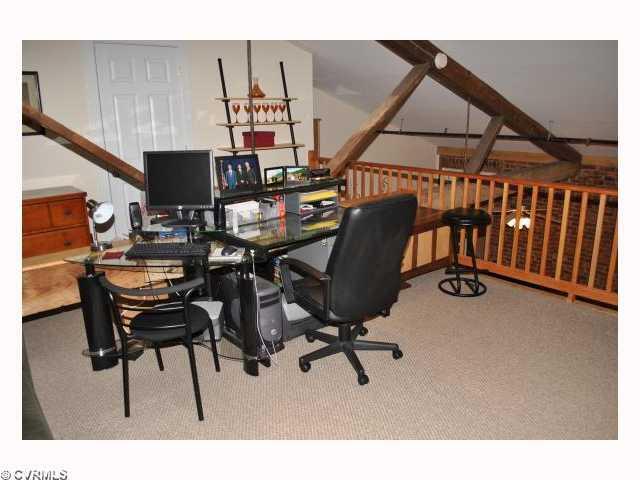 Foto del edificio - 2511 Mule Barn Aly