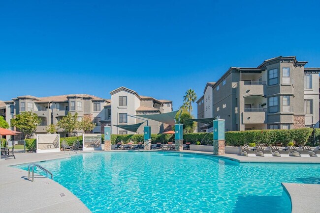 Foto del edificio - 7455n N 95th Ave