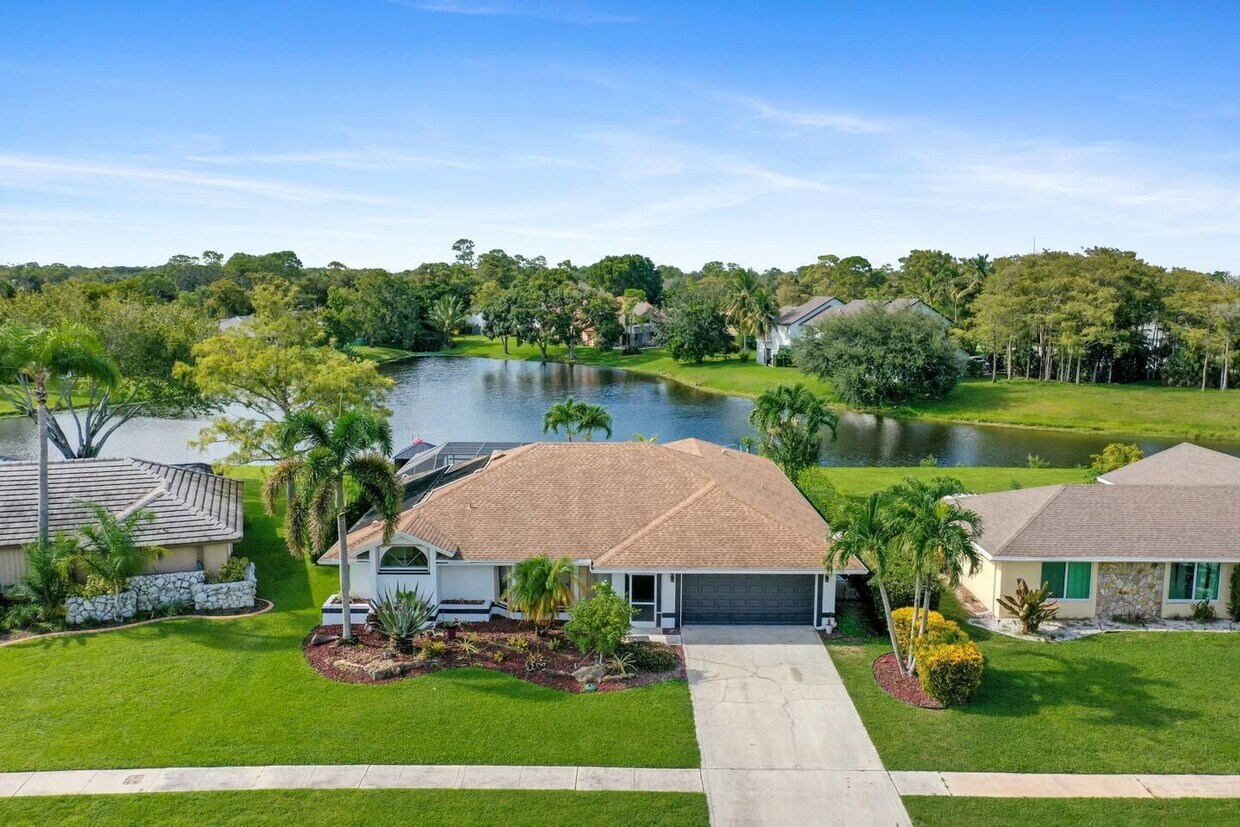 Foto principal - 13947 Geranium Pl