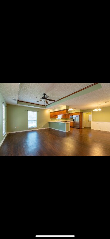 Building Photo - 6065 Val Del Rd