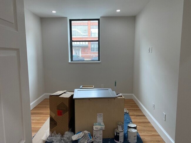 Building Photo - 75 Lubec St