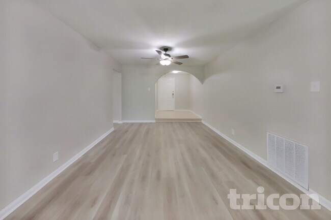 Foto del edificio - 12306 Foxridge Dr