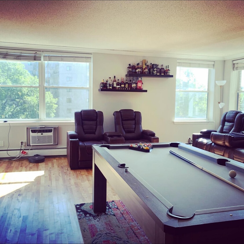 Foto principal - 3150 Excelsior Blvd