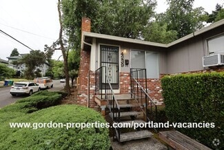Building Photo - 4239 SE 15th Ave