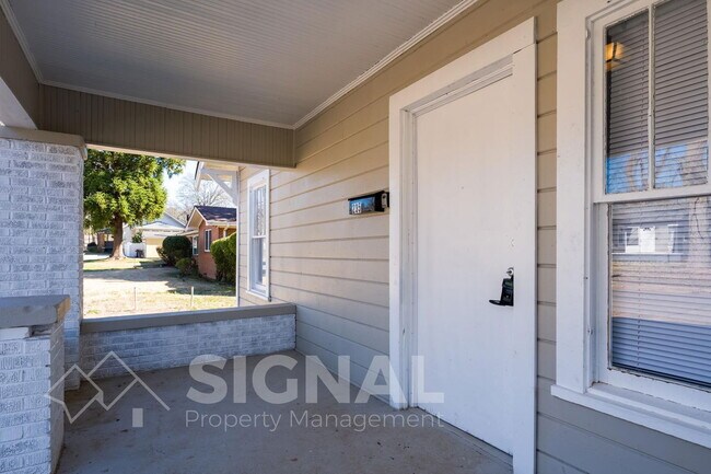 Foto del edificio - 235 Center St