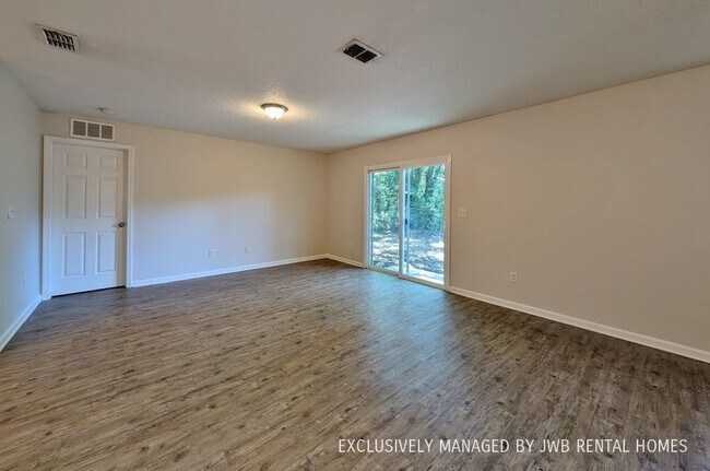 Building Photo - 4054 Gilmore St