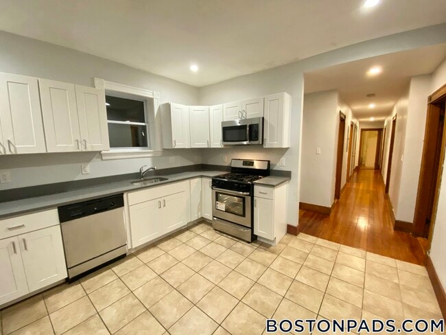 Foto del edificio - 174 St Alphonsus St