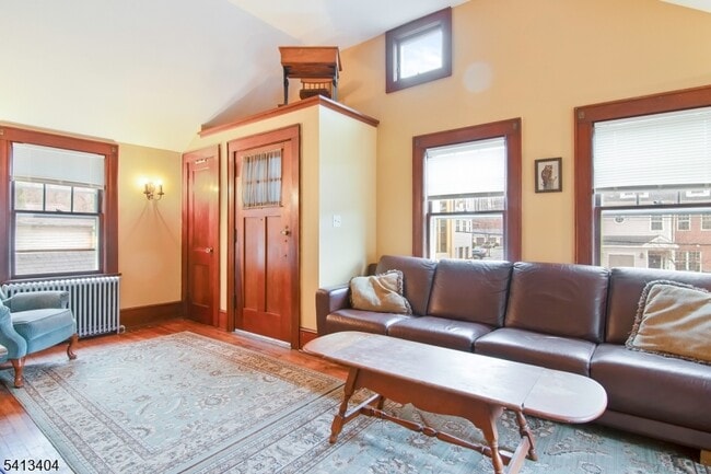 Foto del edificio - 43 Estling Lake Rd