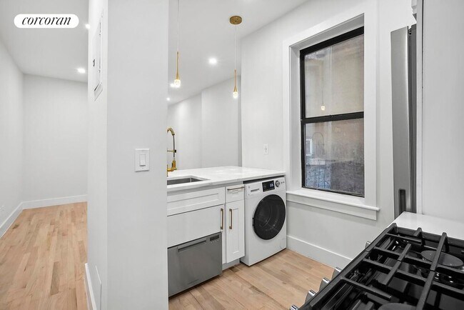 Foto del edificio - 206 W 96th St