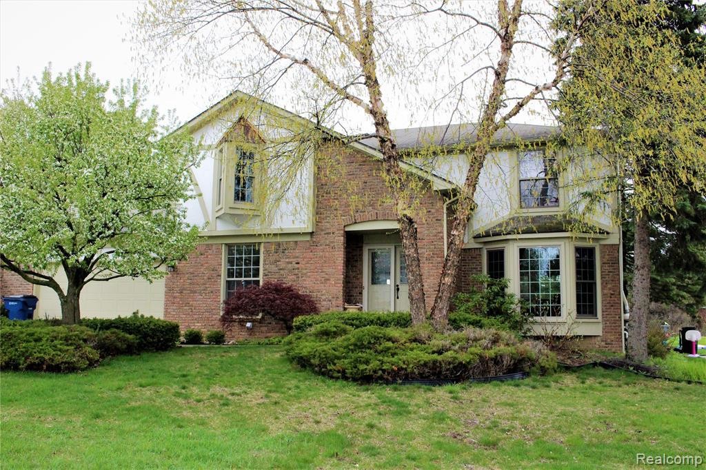 Primary Photo - 348 Shellbourne Dr