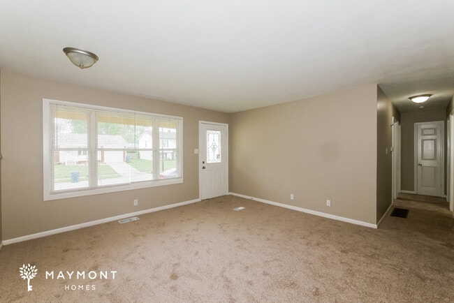 Building Photo - 3501 N Eaton Ave