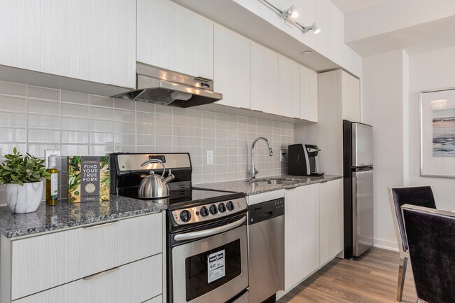 Building Photo - The Britt