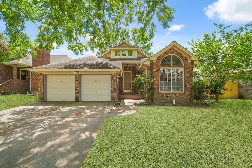 Foto principal - 2923 Plantation Wood Ln