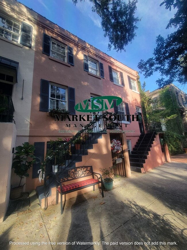 Building Photo - 216 E Jones St