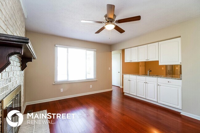 Foto del edificio - 3611 Gray Fox Dr