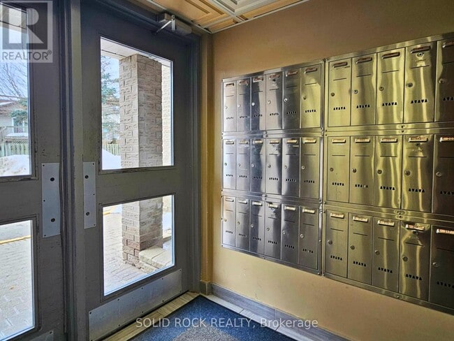 Photo du bâtiment - 820 Laurier Blvd