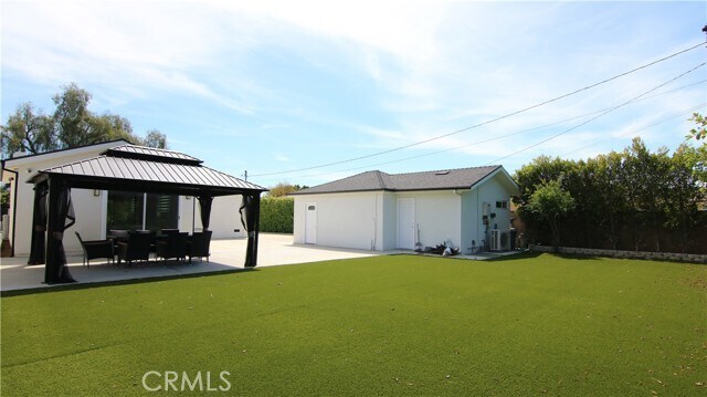 Building Photo - 8119 Shadyglade Ave